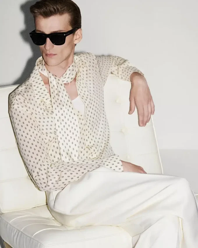 Crepe De Chine Paisley Print Fluid Fit Shirt