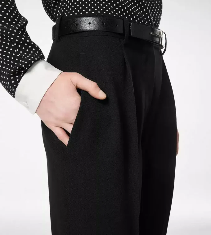Sharp Grain De Poudre Relaxed Pleated Straight Pants