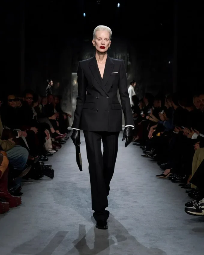 Sharp Herringbone Tailored Straight Pants