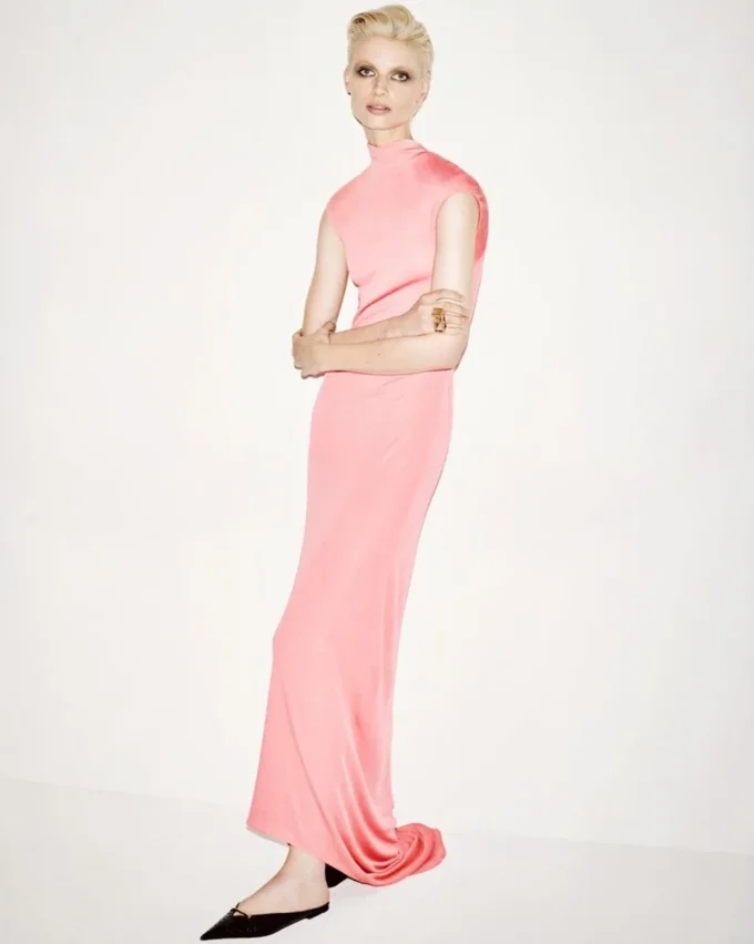 Sleeveless Asymmetric Evening Dress with Twisted Back Sleeveless Asymmetric Evening Dress with Twisted Back